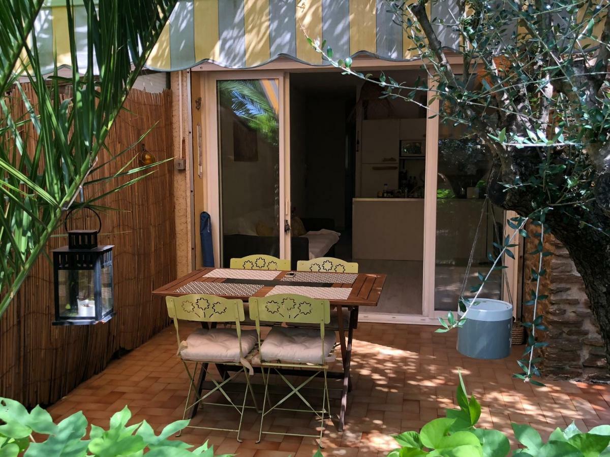 **** Beau T2 De 40 M2, Jardin De 70M2, Au Calme, A 50 Metres De La Plage Le Pradet Luaran gambar