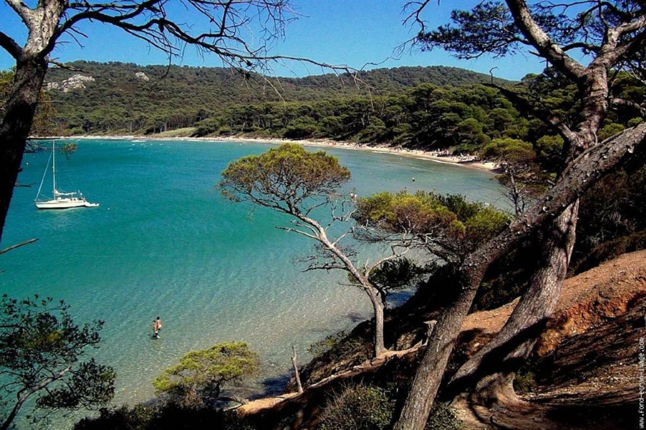**** Beau T2 De 40 M2, Jardin De 70M2, Au Calme, A 50 Metres De La Plage Le Pradet Luaran gambar
