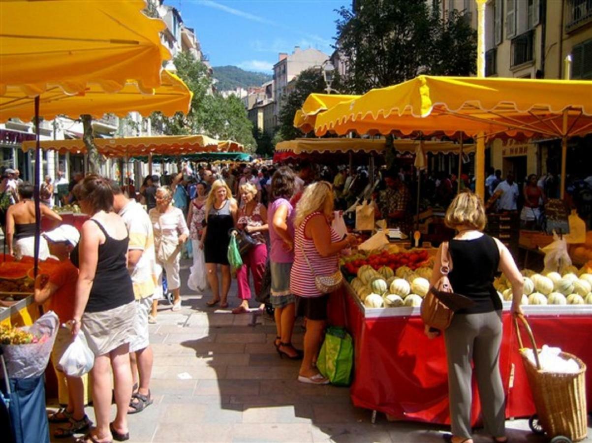 **** Beau T2 De 40 M2, Jardin De 70M2, Au Calme, A 50 Metres De La Plage Le Pradet Luaran gambar